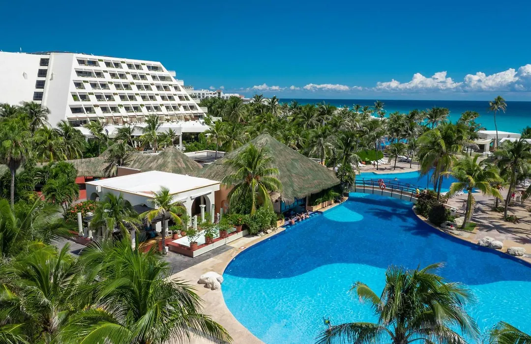 The Grand Oasis Cancun-1
